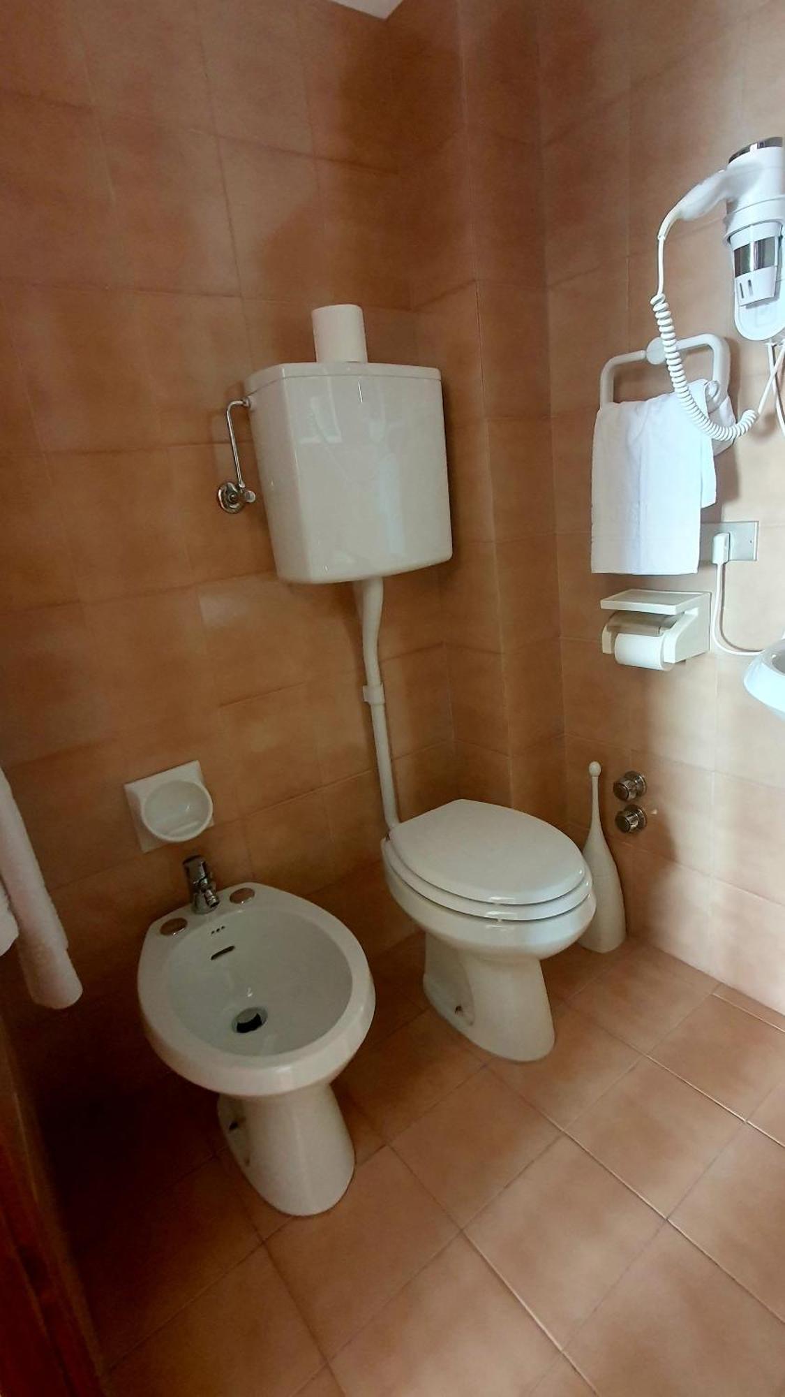 Hotel Serena Spiazzi Di Caprino Zewnętrze zdjęcie