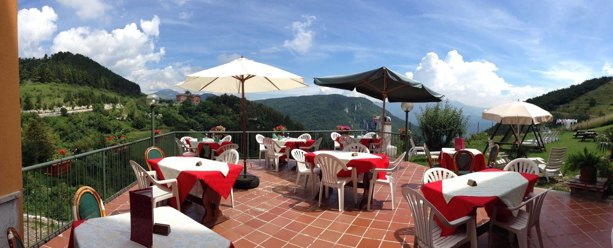 Hotel Serena Spiazzi Di Caprino Zewnętrze zdjęcie